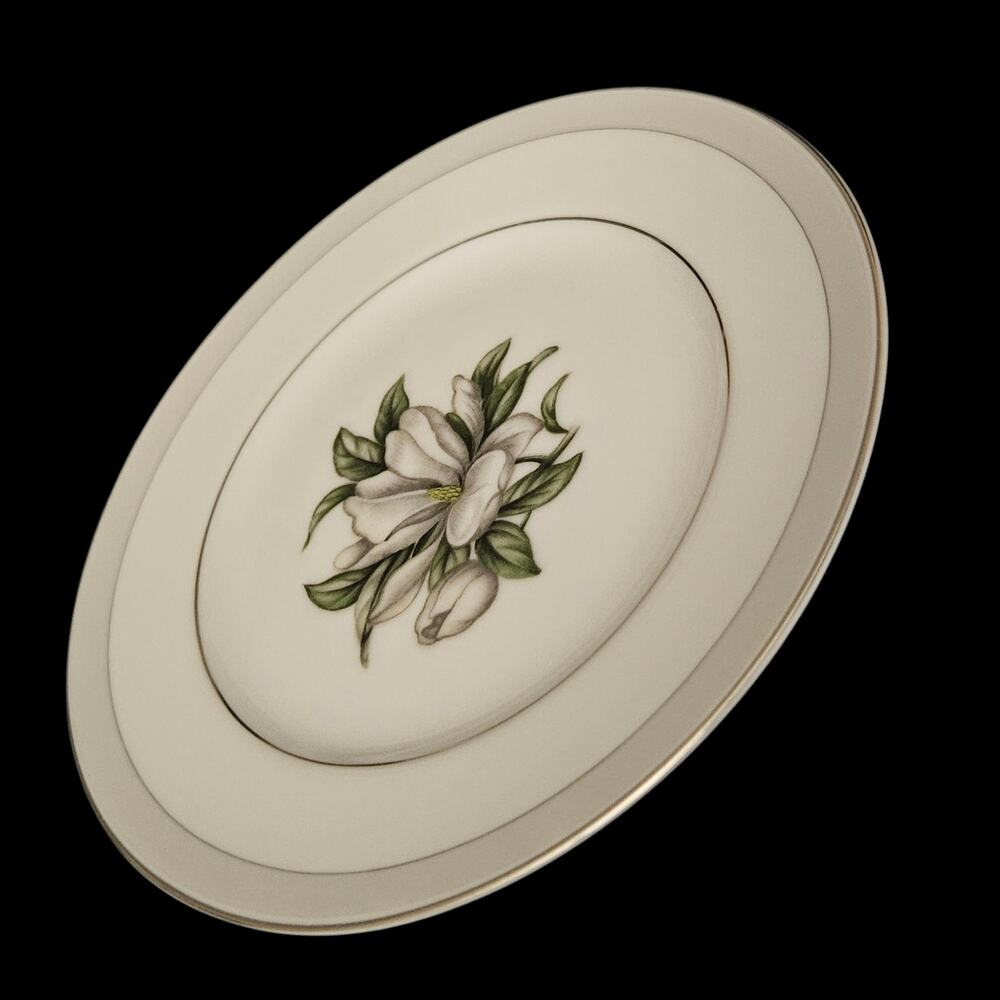 Wentworth Fine China Yolanda Bread Plates Set of 4 White Floral Japan